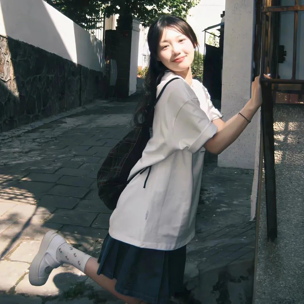 齐妙请微笑
